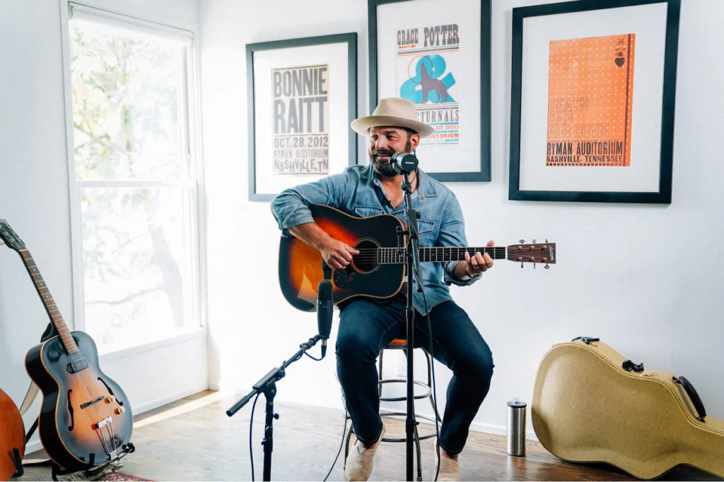 Drew Holcomb Reviews ConvertKit Email for his business as a muscian